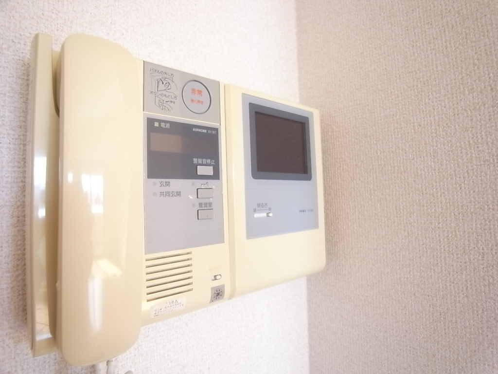 来客はモニターホンで確認！