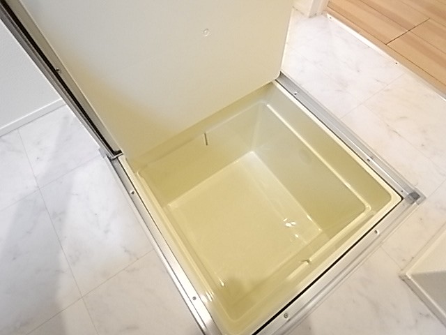 買い置きの保管に便利な床下収納！