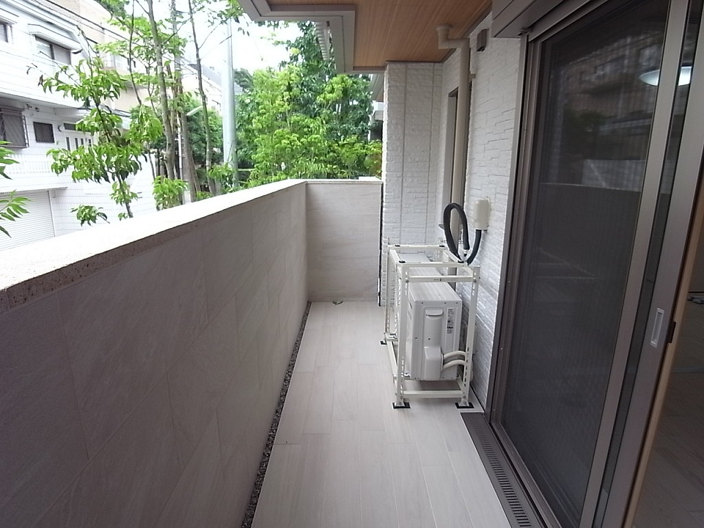 南向きのバルコニーは日当たり良好！
