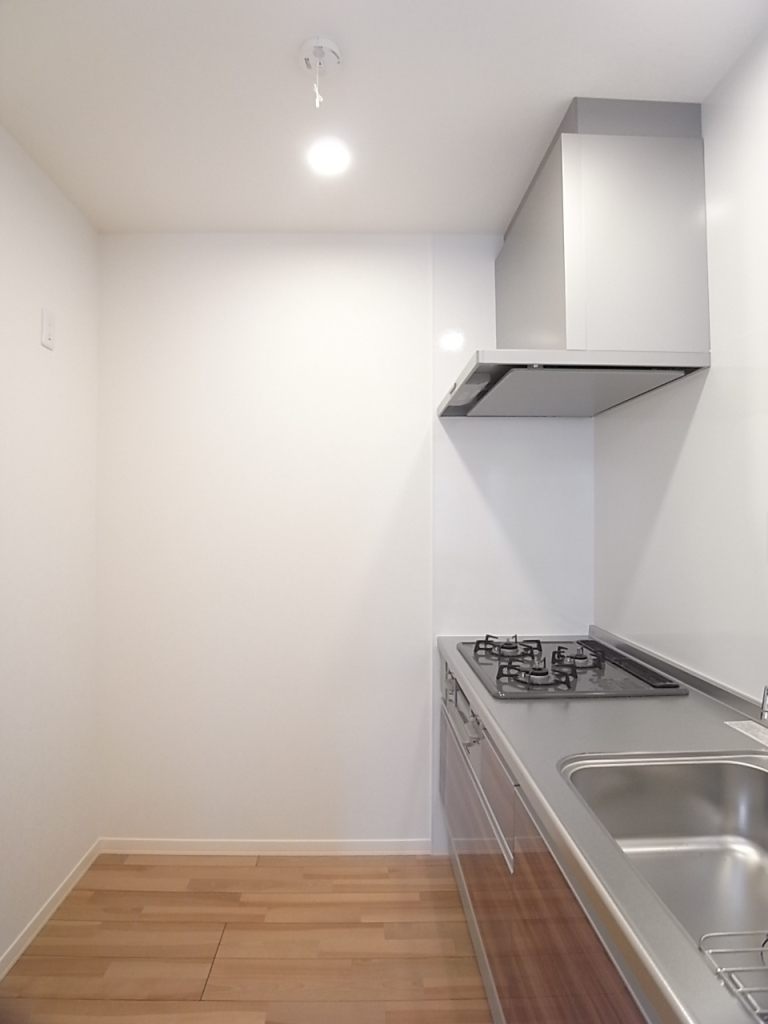 収納豊富なシステムキッチン！