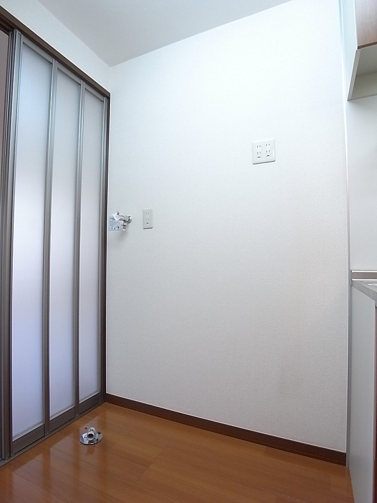 冷蔵庫・洗濯機置き場　幅142×奥67.7×高228