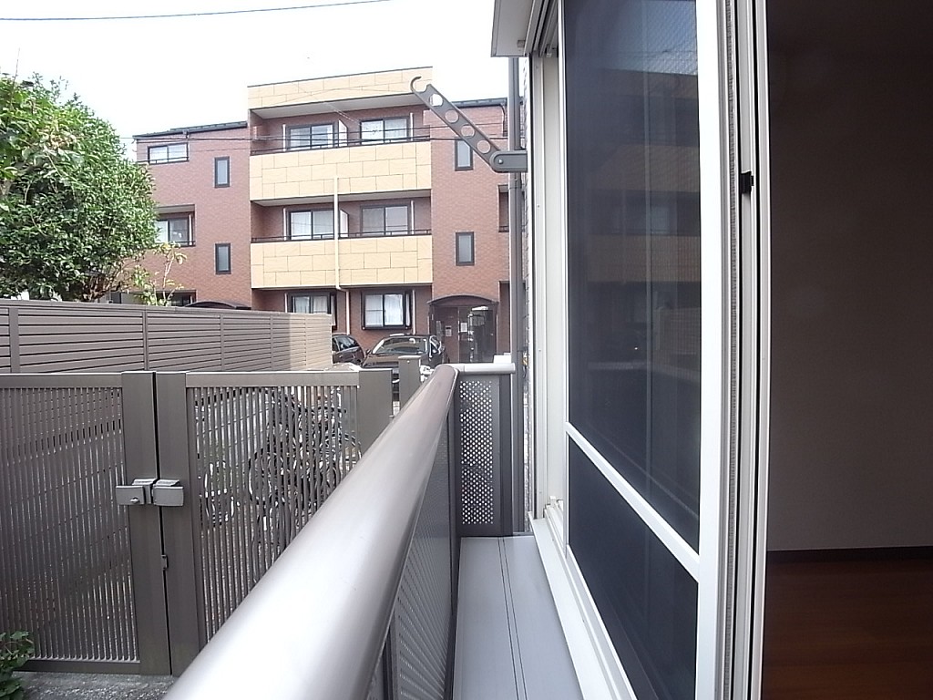 手すり。布団を干すこともできます！