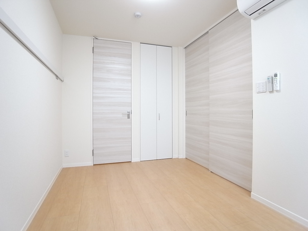 天井までの大きなクローゼットが便利！