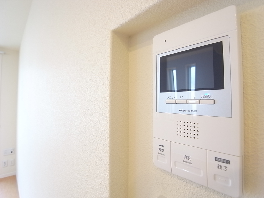 来客はモニターホンで確認してから！