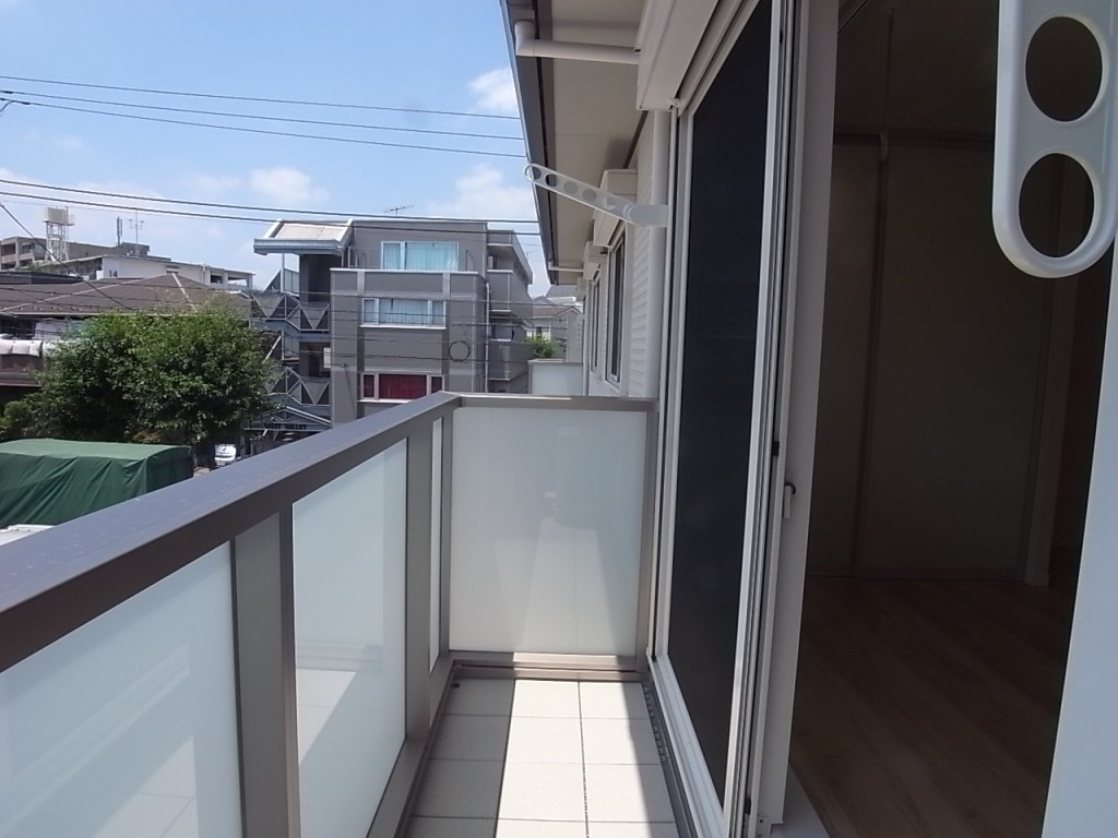 よく日の当たるバルコニー！