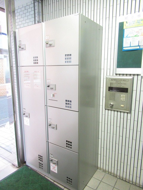 宅配ボックス