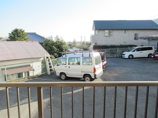 高い建物がないので日当り眺望共に良好☆