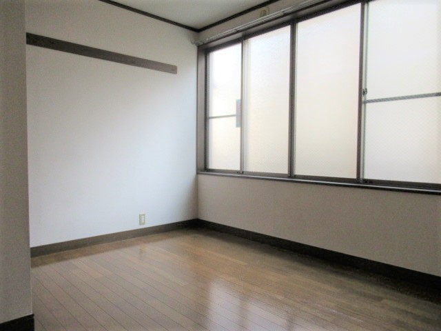 洋室5.7帖