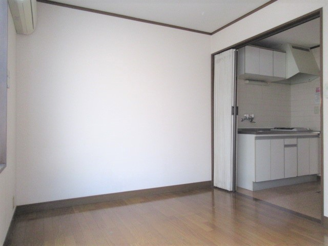 洋室5.7帖
