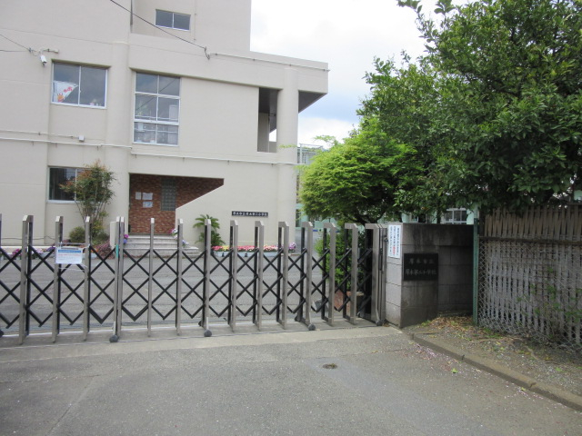 厚木市立厚木第二小学校まで552m