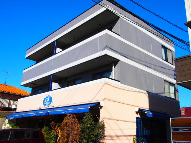 二駅利用可能な場所にある物件です。
