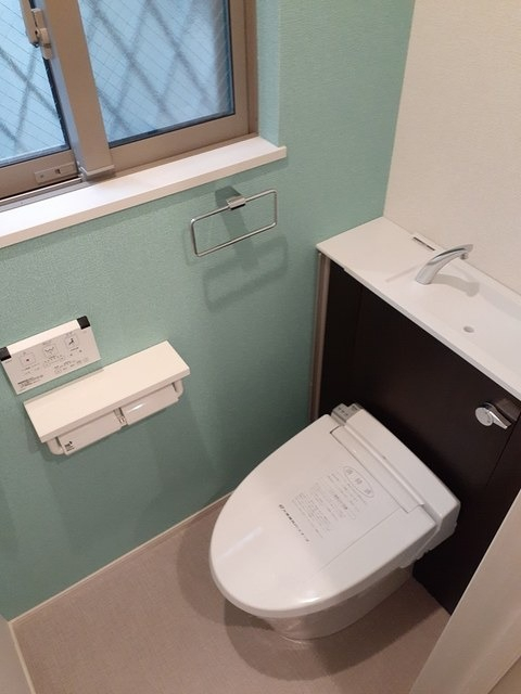 トイレはアクセントクロス有