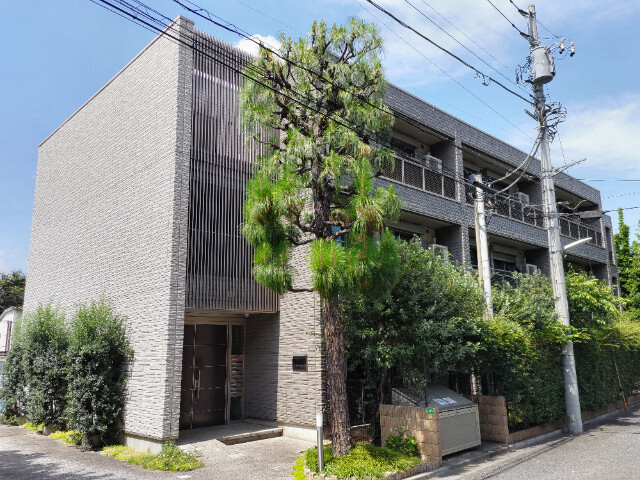 とにかく駅近で便利。人気のエリアです。