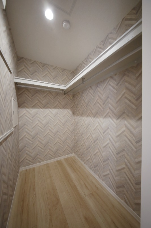 広いウォークインクローゼット