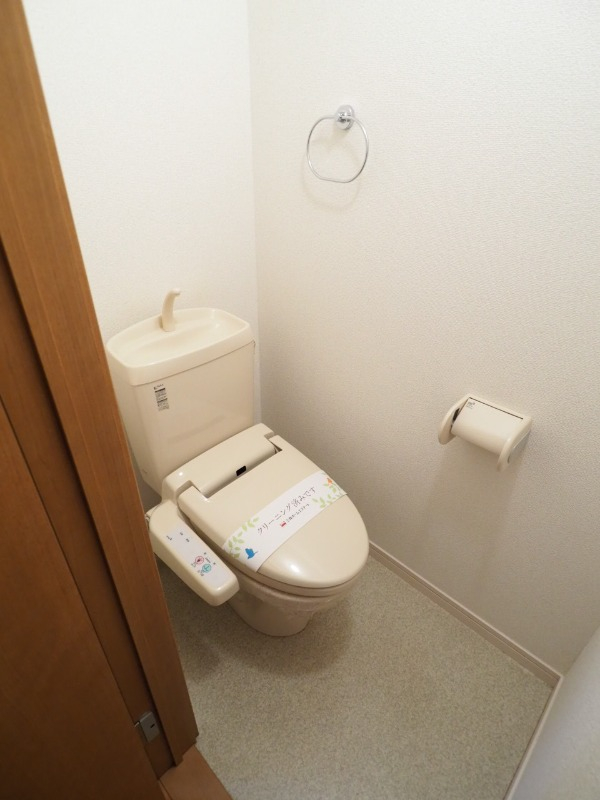 ウォシュレットついています