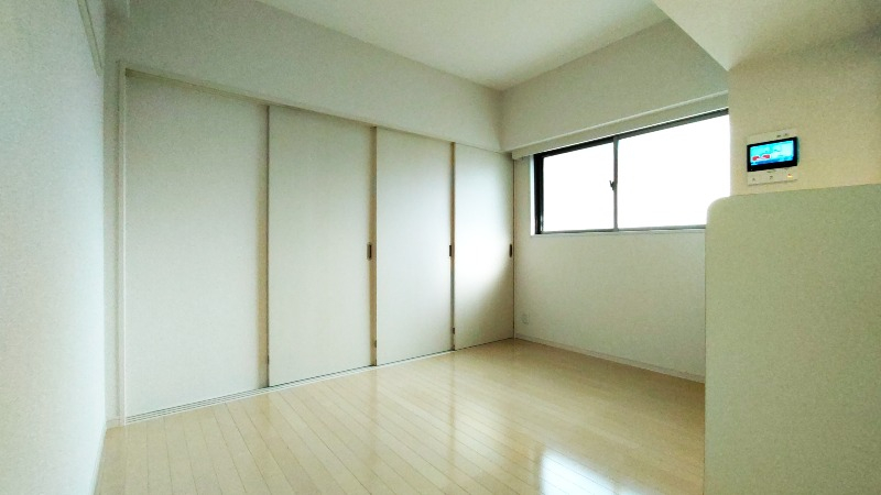 ダイニングテーブルを置くことも◯