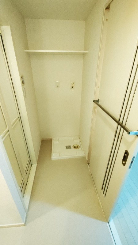 洗濯機置場には防水パン