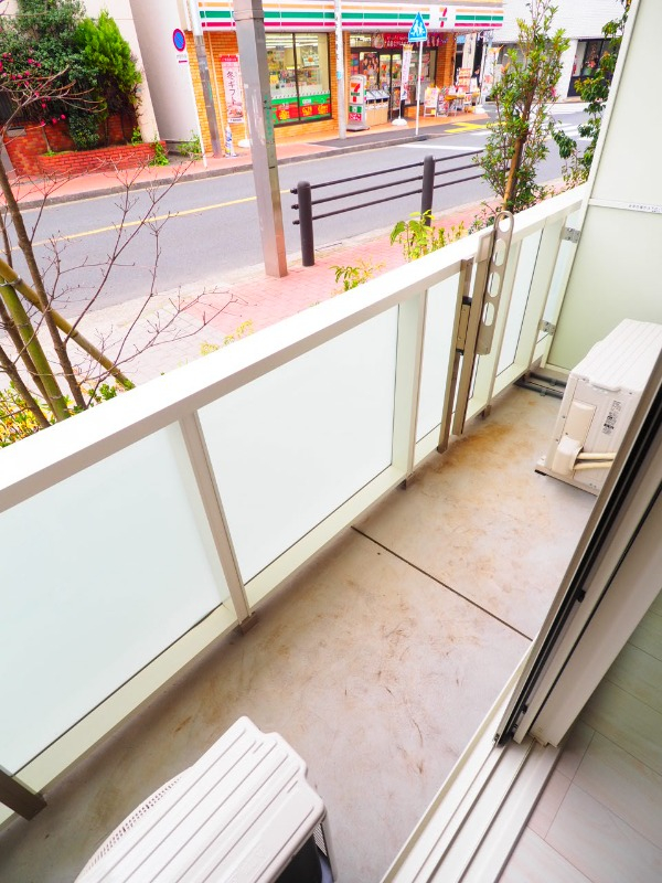 洗濯物も広々と干せるゆとり有り