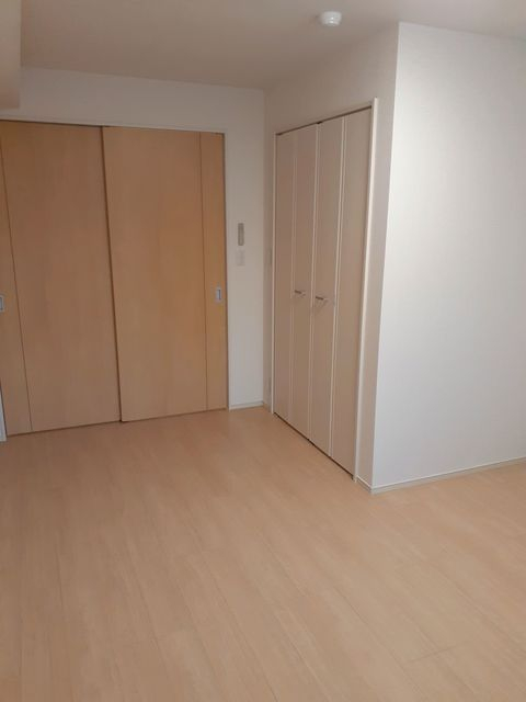 洋室も広めなので家具の配置もしやすい