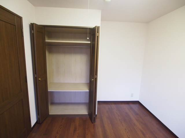 収納も各居室にあります