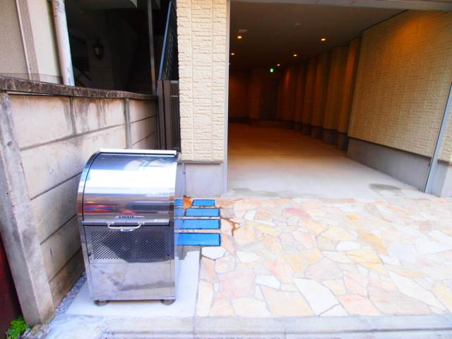 敷地内ゴミ置き場付き