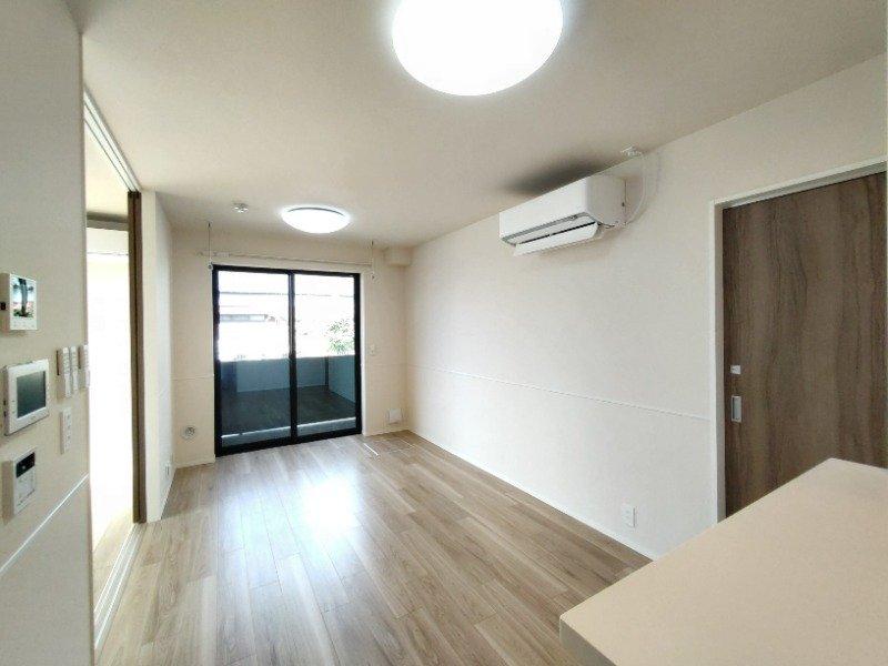 奥行きのあるリビング