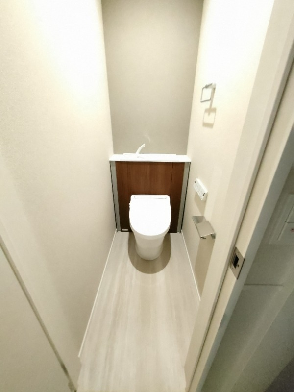 トイレは多機能便座です。