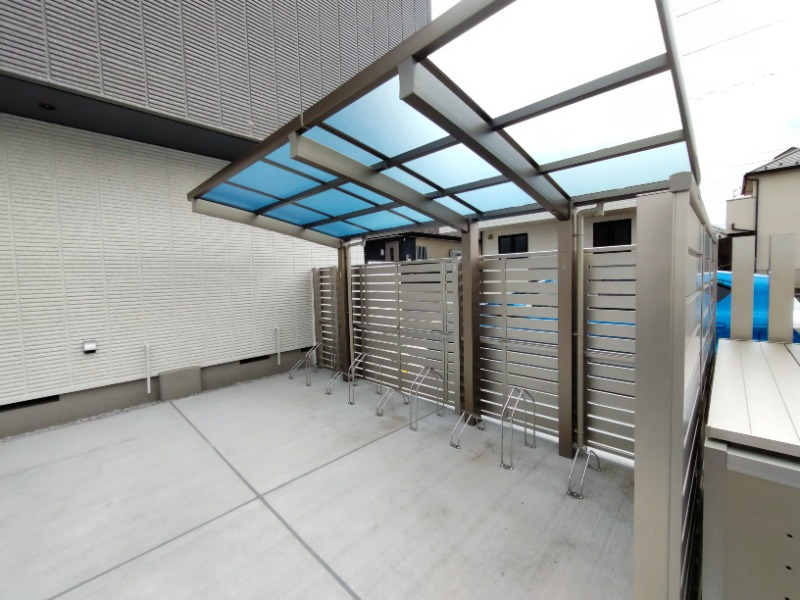屋根付き駐輪場