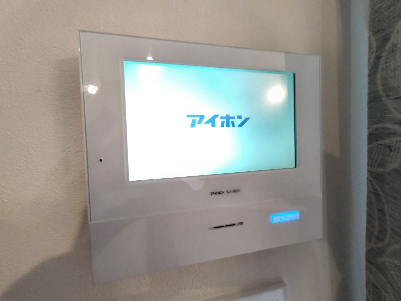 モニターで来客を確認できます