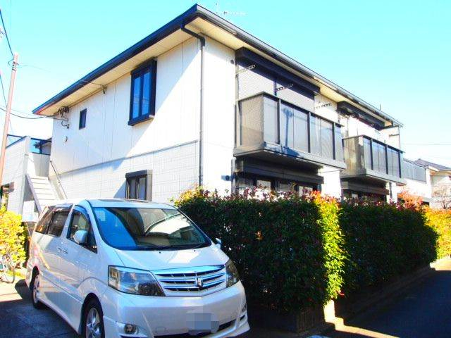 日当りの良い角地です。複数駅利用できます。