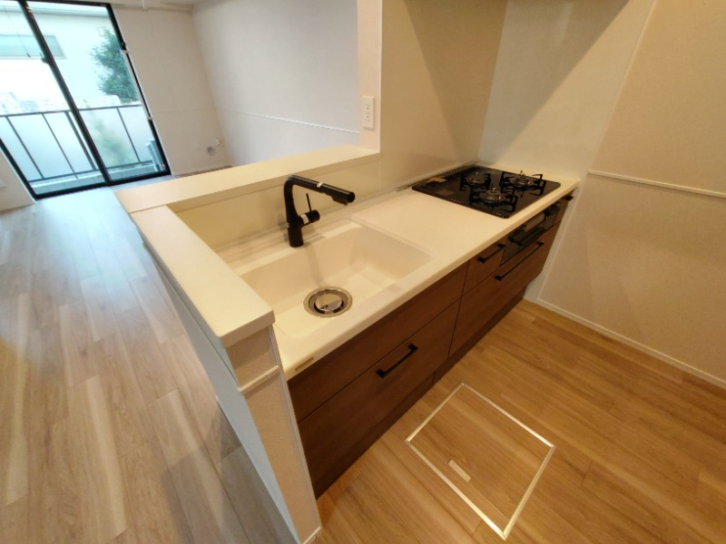 使いやすい人気のカウンターキッチンです