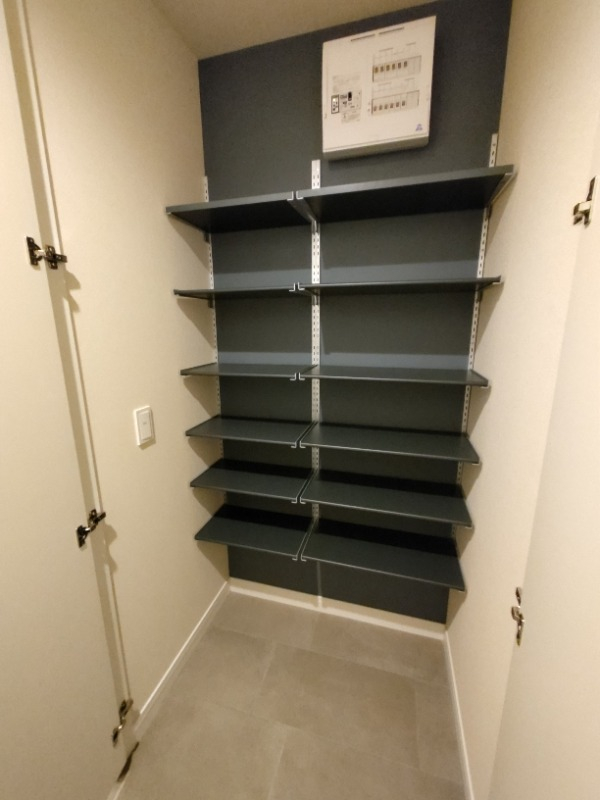 玄関収納も豊富にございます