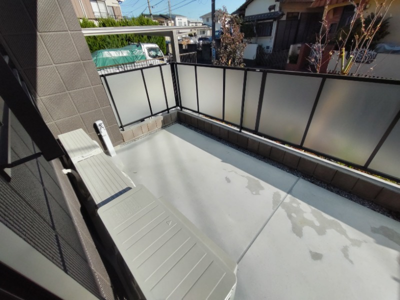 広さが十分なバルコニーです