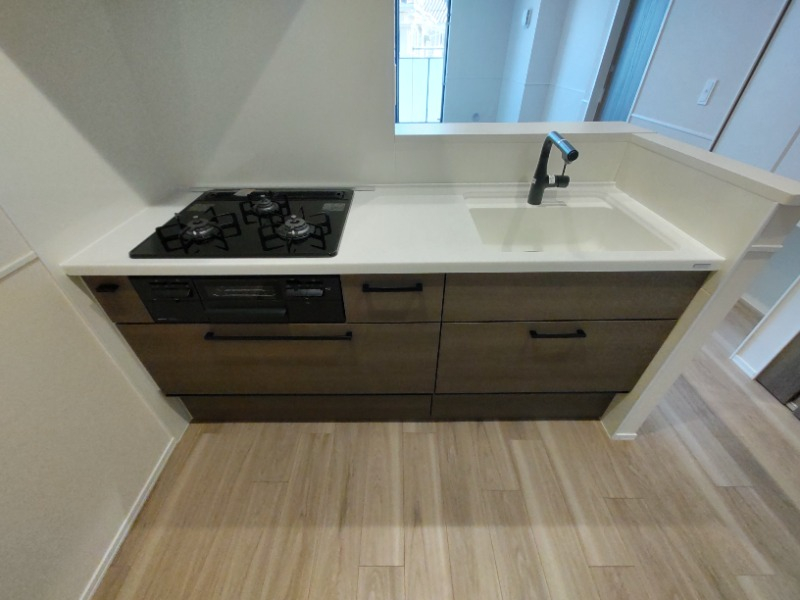 使いやすい人気のカウンターキッチンです