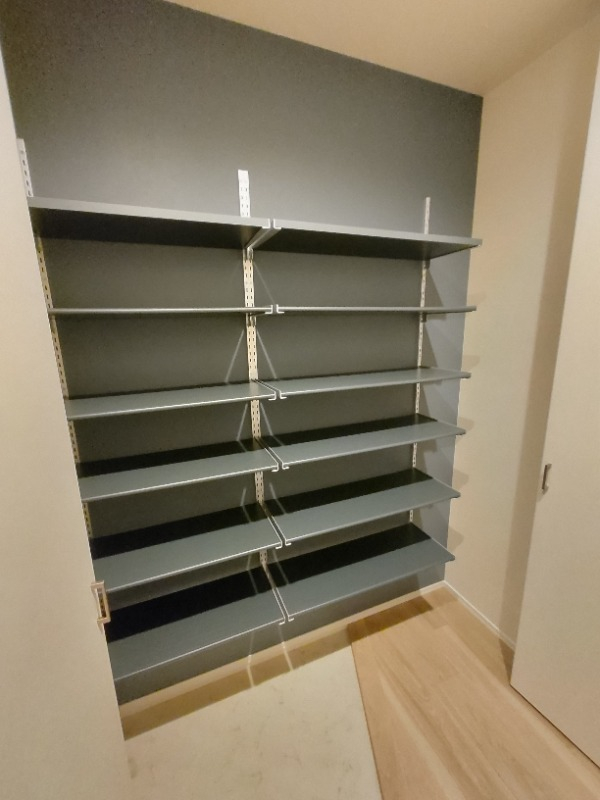 大きな玄関収納は魅力的ですね