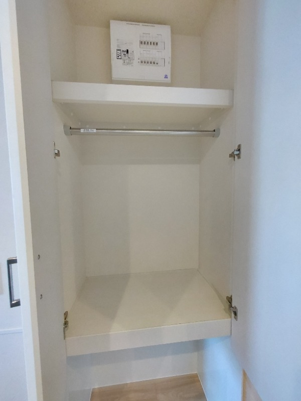 LDKにも収納があります