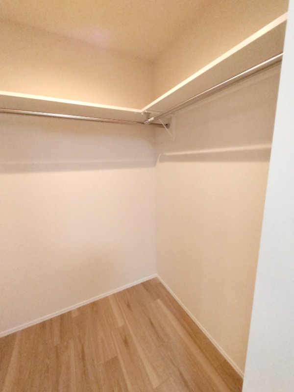 オークインクローゼットはうれしい設備です