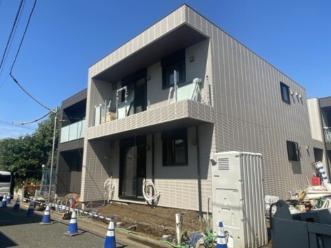 完成が楽しみな新築です。