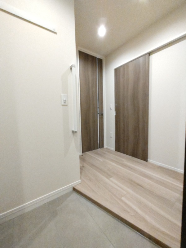 玄関も広いので来客にも便利