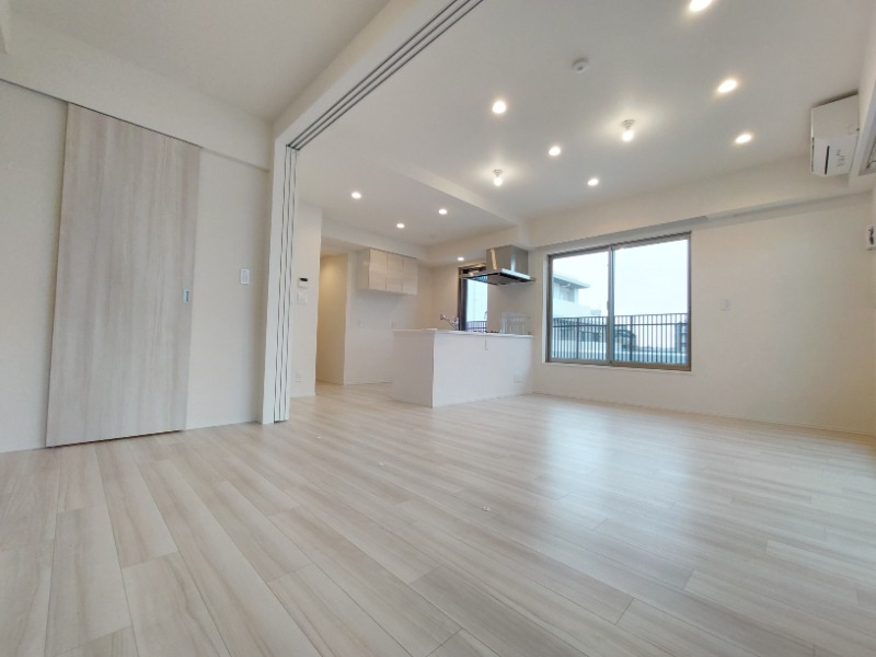 LDK・洋室間のドアを開放しても◎