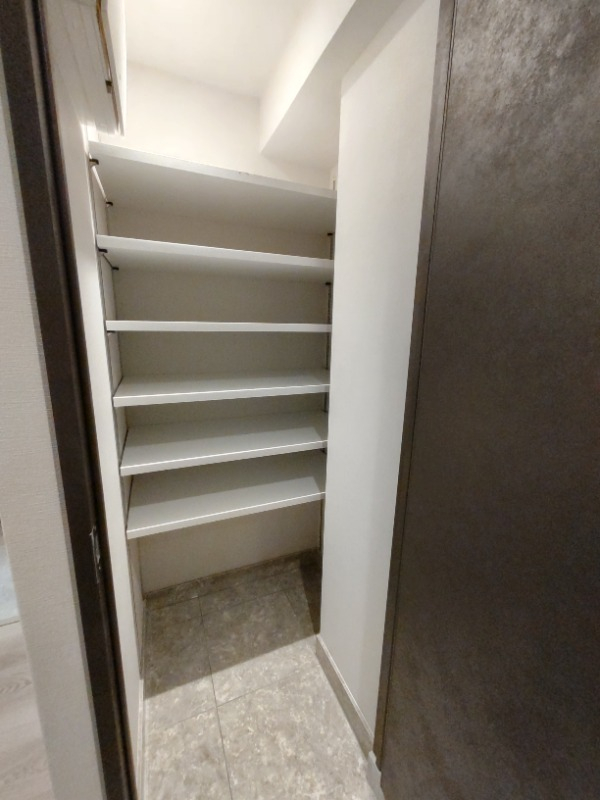 シューズクローゼットはウォークイン