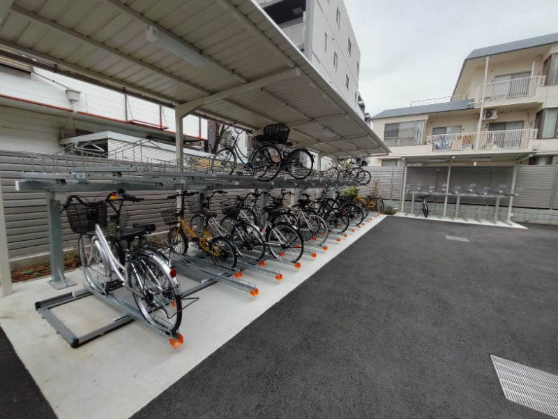 駐輪スペース完備