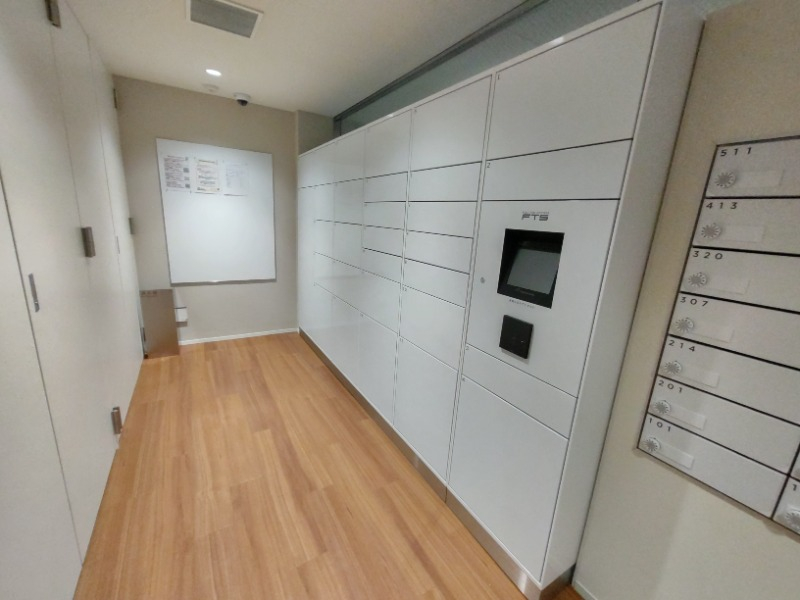 集合ポスト・宅配BOX完備