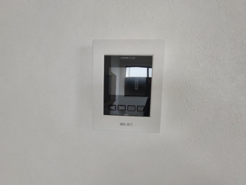 モニター付きインターフォン完備