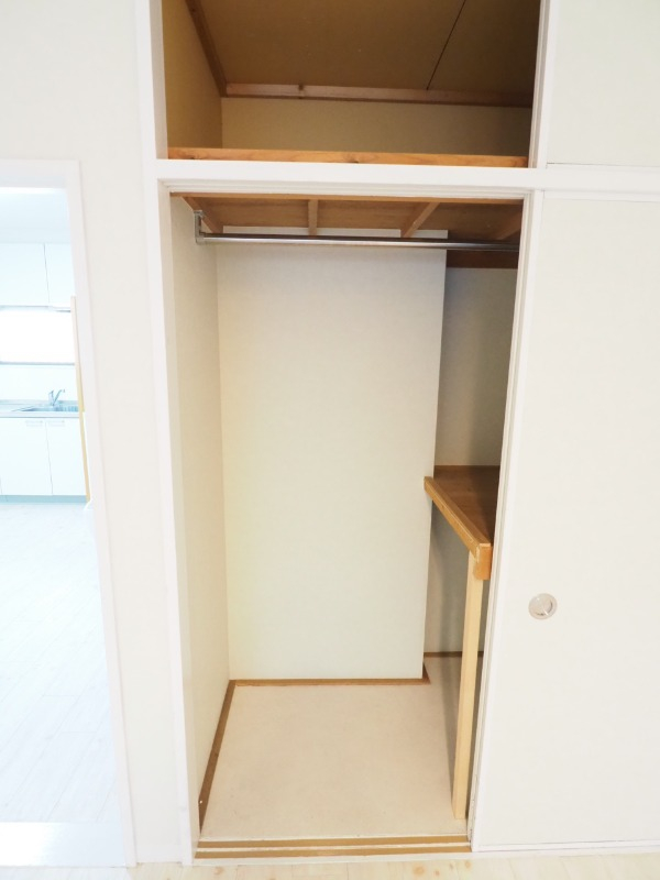 各居室に収納があるのは嬉しいですね。