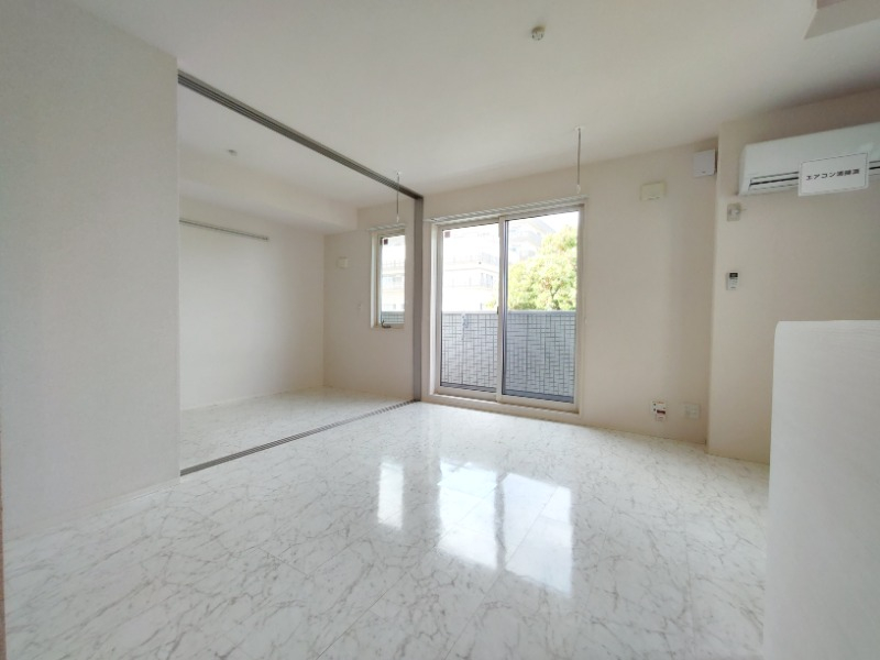 引き戸開けると開放感がありますね