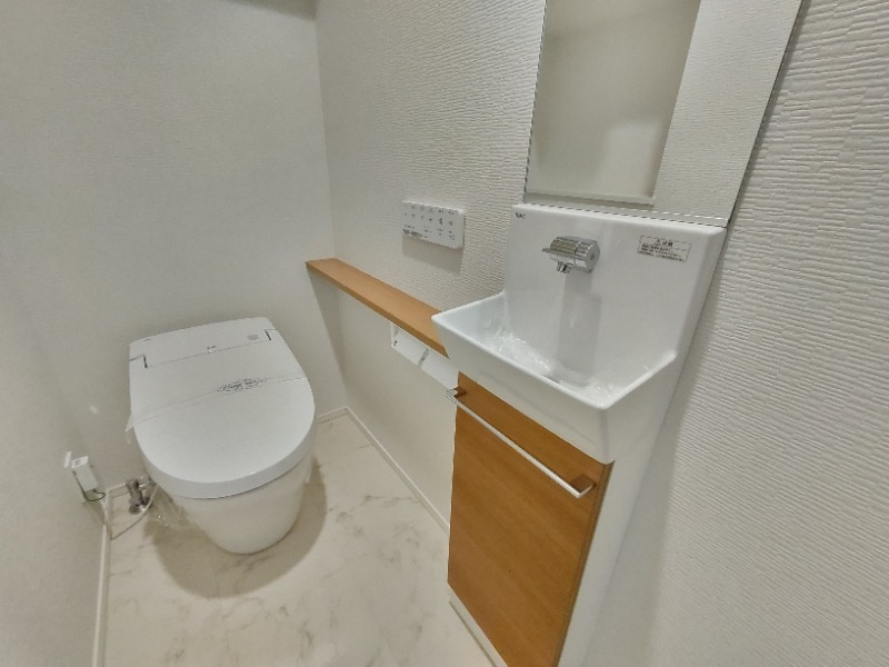 手洗場の付いたリラックスできるトイレ