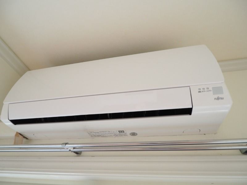 エアコン付き。