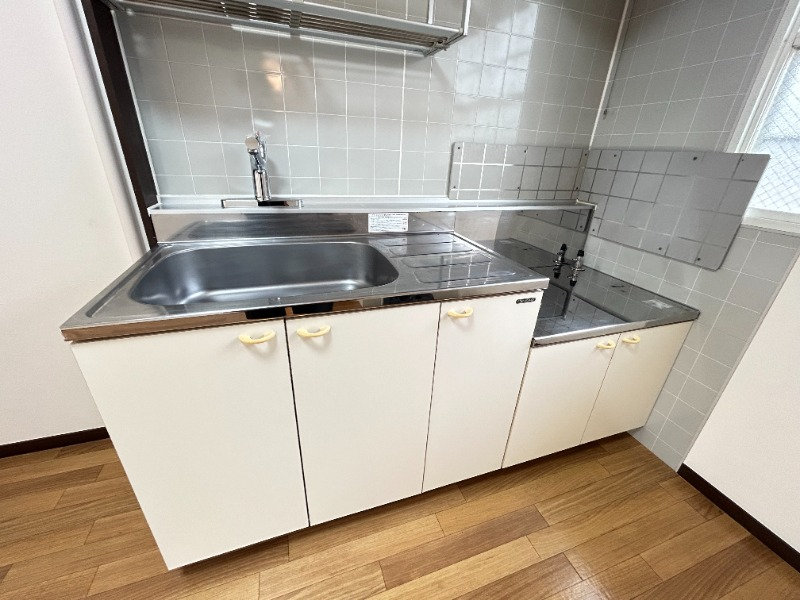 収納豊富のキッチン