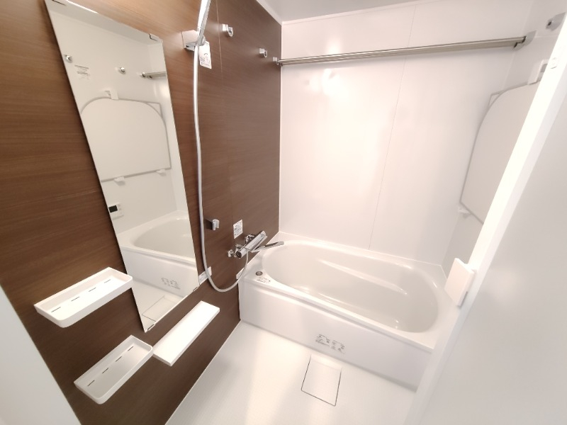 浴室乾燥・追い焚き完備のバスルーム